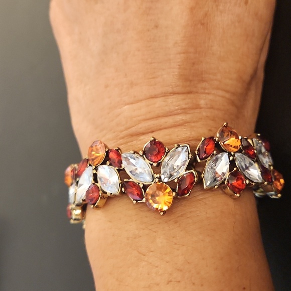 NWT ViVl Genuine Crystal Pink/ Red Stretch Bracelet Small Wrist - Picture 3 of 6